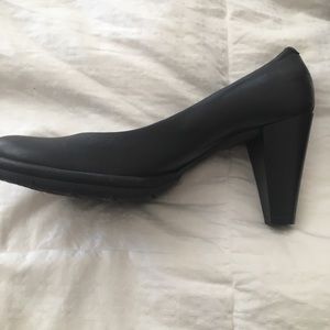 Maggie’s Italian Shoes